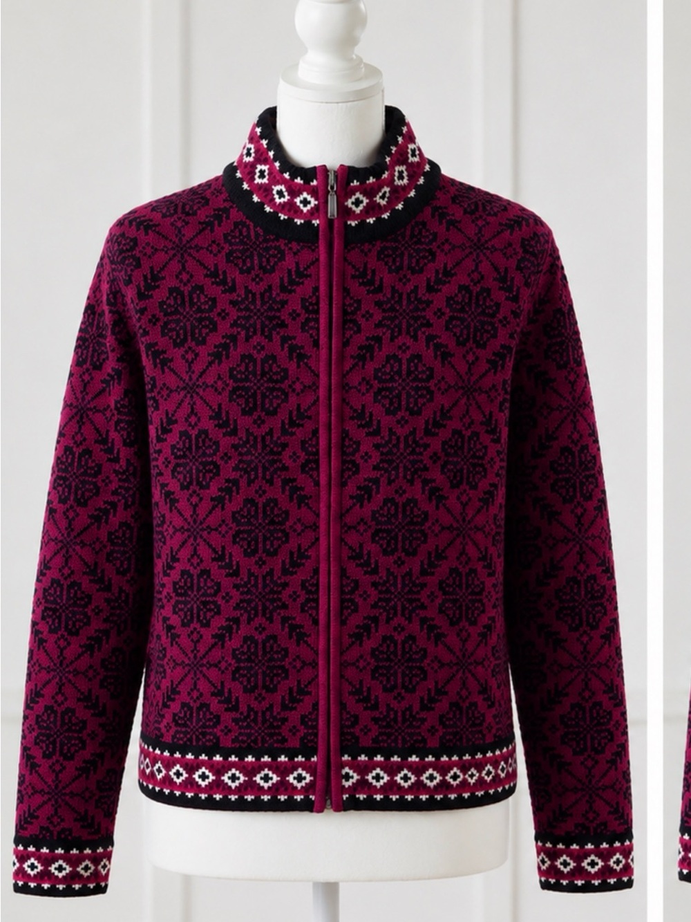 LL BEAN Magenta and Black Cardigan Sweater-Jacket, Large.